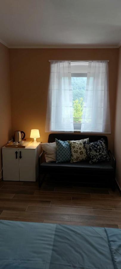 קובאריד Mike'S Rooms מראה חיצוני תמונה